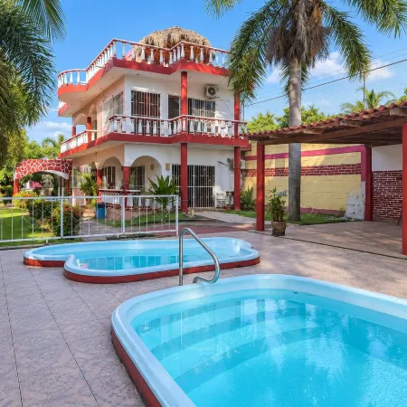 Casa Sirena Matanchen a Pie de Playa