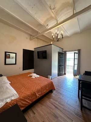 Hotel Posada de la Condesa - Airport Shuttle