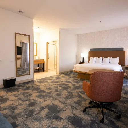 Hampton Inn & Suites McComb