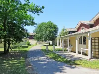 Les Rives de Saint Brice Hotels in Arès
