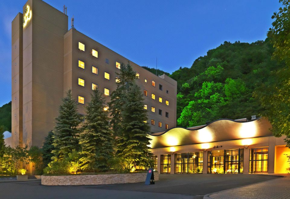 hotel overview picture