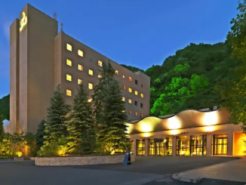 Jozankei Tsuruga Resort Spa Mori No Uta Hotels near Jozankei Onsen