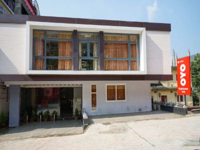 OYO 8588 Rainbow Inn
