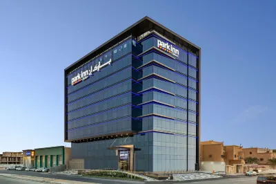 بارك إن باي راديسون جدة Hotels near F1 Display