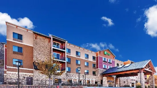 Holiday Inn & Suites Durango Downtown