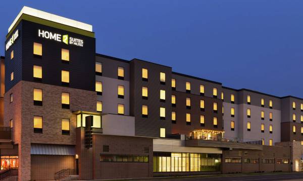 Home2 Suites by Hilton Minneapolis Bloomington
