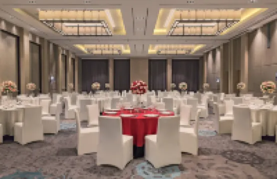 伊洛伊洛萬怡酒店