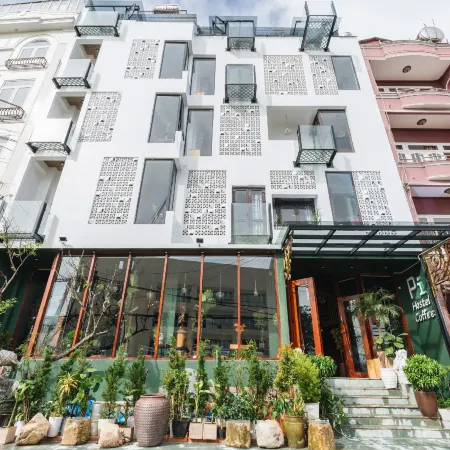 Pi Boutique Hostel