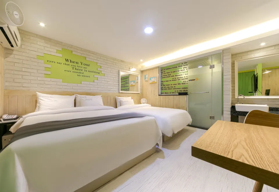 Pohang Poderosa Guest House - Housity