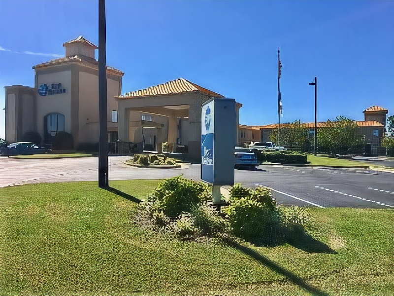 SureStay Plus Hotel by Best Western Roanoke Rapids I-95