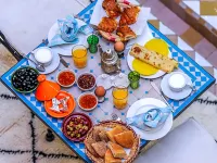 리아드 에라비 마라케시 플라자 주변 호텔