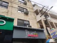 Hotel Modern