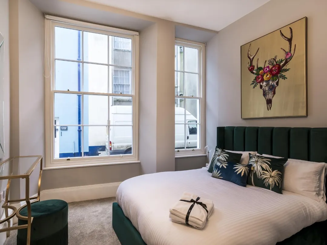 Pieces Of Eight - 2 Bedroom Apartment - Tenby - Tenby