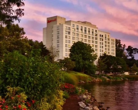 เกนเธอร์สเบิร์ก แมริออท วอชิงโทเนียนเซ็นเตอร์ โรงแรมในเกนเธอร์สเบิร์ก