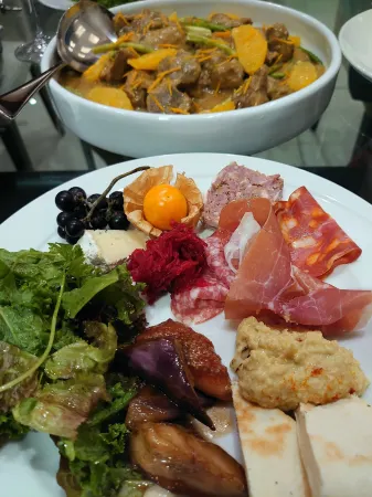 Villa Forest Отели рядом с достопримечательностью «Idojiri Archaeological Museum»