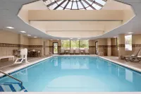 Hampton Inn Long Island-Brookhaven - Pools