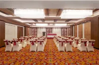 Ramada by Wyndham Aligarh GT Road Hôtels à : Sikandarpur Bhukarawale