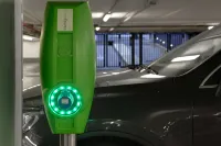 シュタイゲンベルガー エアポート ホテル アムステルダム - 駐車場