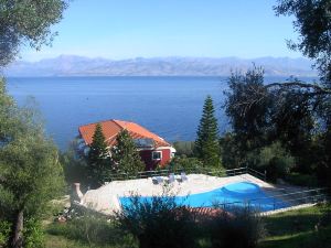 Apraos Bay Hotel in Kalamaki Beach, a Nice View over the Whole Apraos Bay