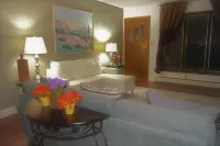 Arhaus 3: Serene Two-Bedroom Retreat