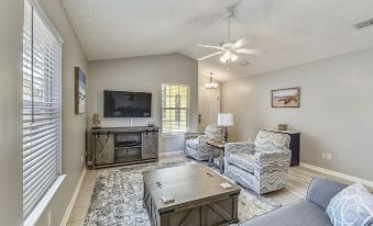 Poolside Cabana by Book That Condo