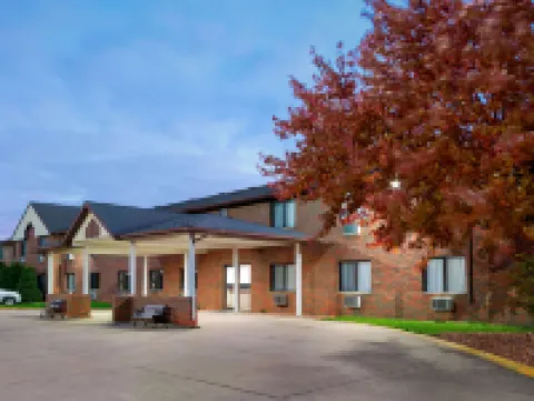 滑鐵盧-雪松瀑布温德姆豪生酒店 滑鐵盧酒店