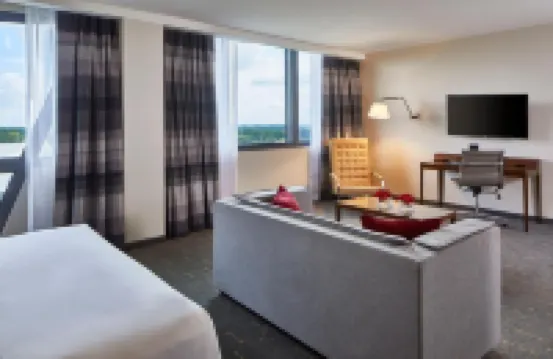 Kimpton OVERLAND HOTEL ATLANTA AIRPORT by IHG Hotels near Delta Flight Museum
