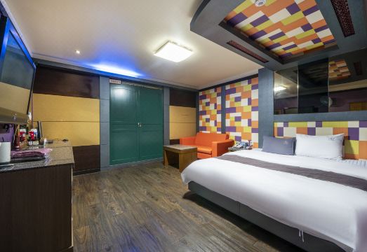 1. 부산 시티모텔..