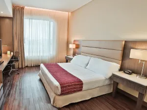 홀리데이 인 부카라망가 카시케