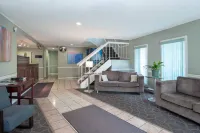 Sandman Inn Cache Creek Отели в г. Кэш Крик