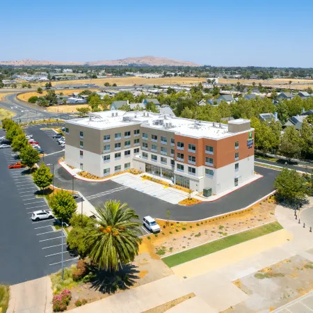 Holiday Inn Express & Suites SUISUN CITY by IHG