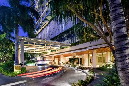 Ka Laʻi Waikiki Beach, LXR Hotels & Resorts