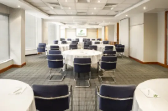 Holiday Inn BASINGSTOKE by IHG
