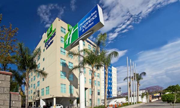 Holiday Inn Express & Suites Queretaro by IHG