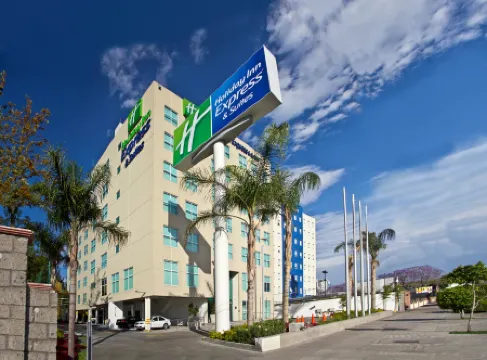 Holiday Inn Express & Suites QUERETARO by IHG