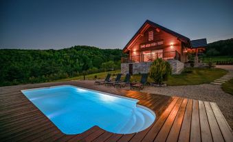 Pool and Whirlpool Casa Capusta