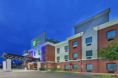 Holiday Inn Express & Suites LONGVIEW SOUTH I-20 by IHG