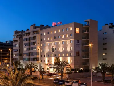 Ibis Elche Hotel dekat Taxi Airport Alicante