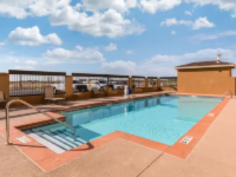 Quality Inn & Suites Carlsbad Caverns Area Hotels in Eddy County