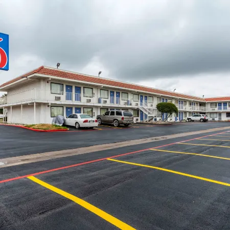 Motel 6 North Richland Hills, TX
