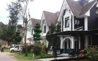 Zevannya Villa Queen Victorian Kota Bunga