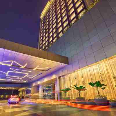 Vivanta Navi Mumbai Turbhe Hotel Exterior