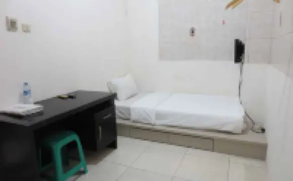 Glory Mansion Resident