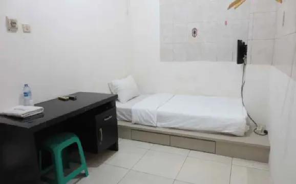 Glory Mansion Resident