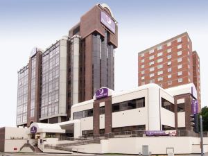 Premier Inn Sunbury (Kempton Park)