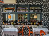 桔子飯店 復興運動廣場（Piazza del Risorgimento）附近的飯店