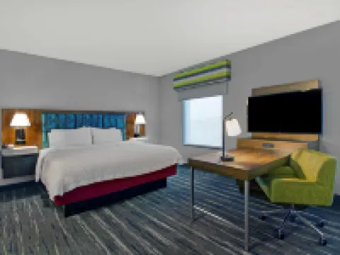 ハンプトン イン & スイーツ シラキュース デウィット シラキュースのホテル