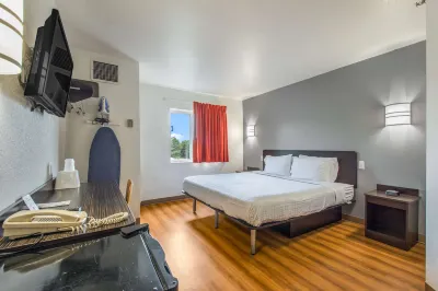 Americas Best Value Inn Knoxville East Hotels near Ijams Nature Center