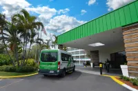 Holiday Inn ST. PETERSBURG N- CLEARWATER by IHG - parking