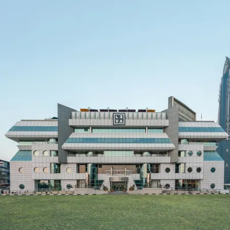 Leva Hotel and Suites, Mazaya Centre